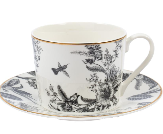 Tea cup with saucer, Gold edge