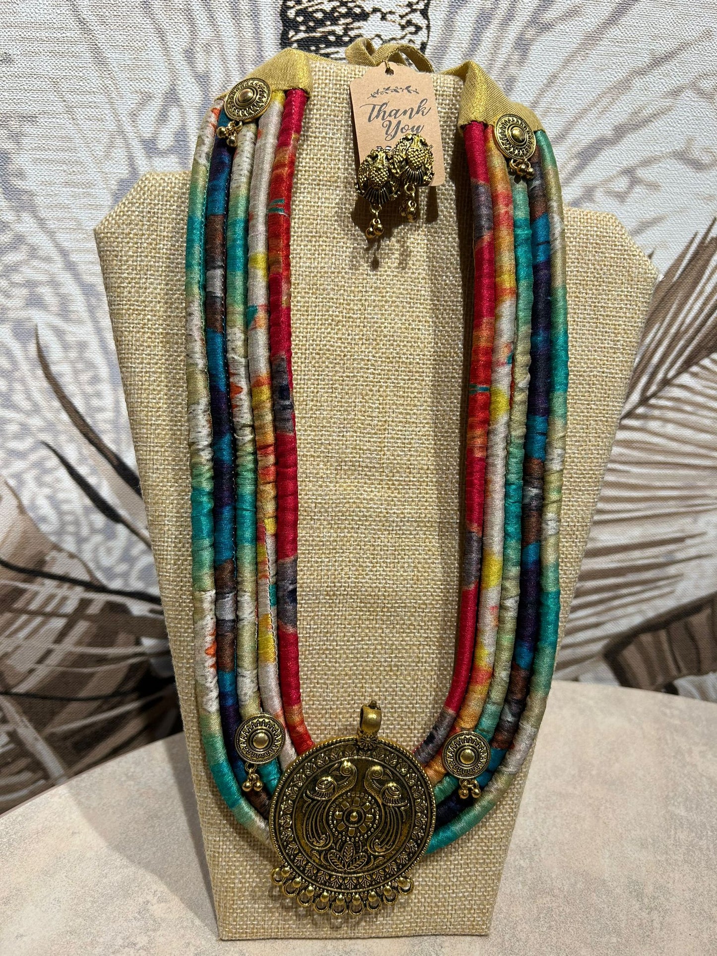 color set with earing