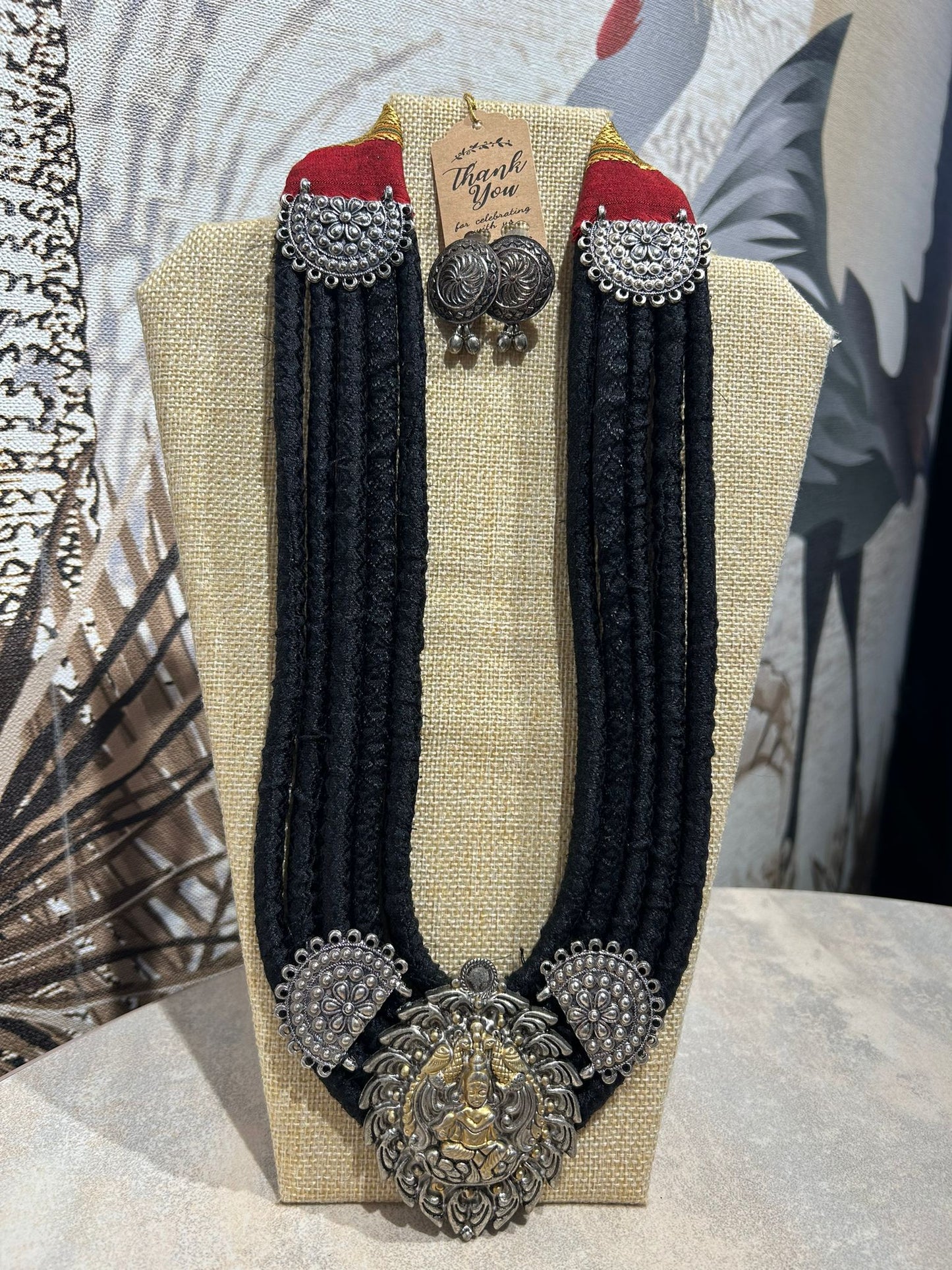 black red set with earing