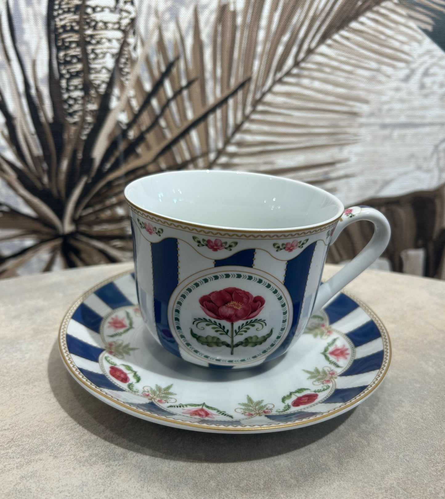 Breakfast cup and saucer FLOWERY