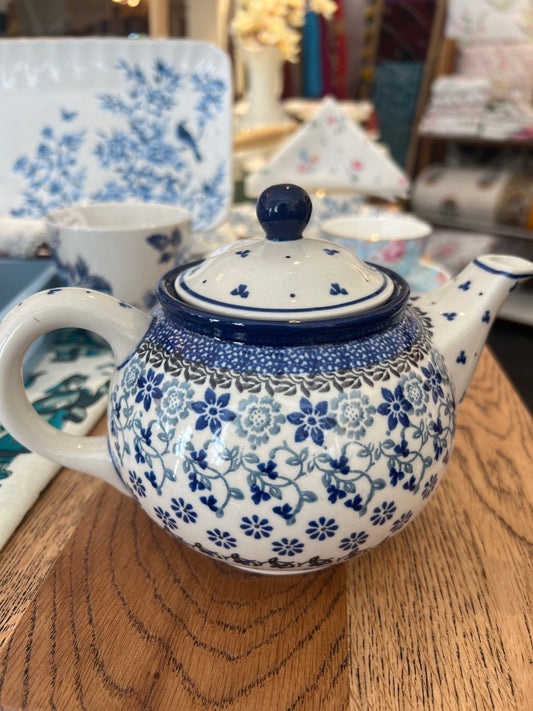 Blue flower teapot
