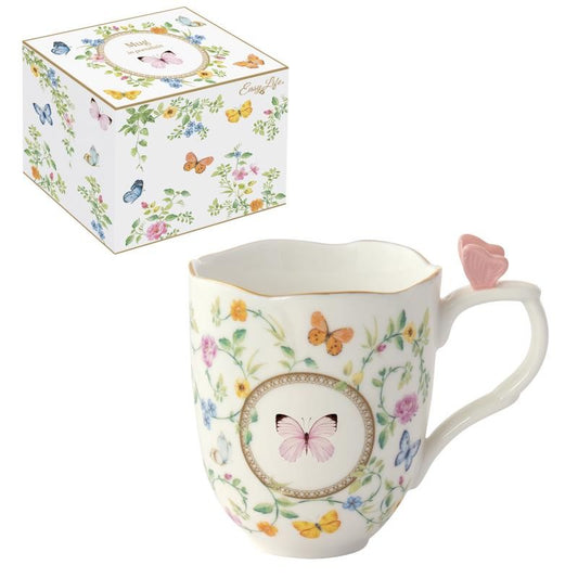 Porcelain mug dancing butterfly