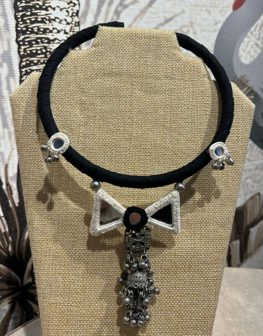 Black ring with bells mirror