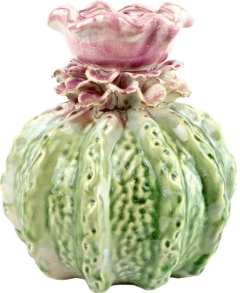 The "Petaluna" vase object